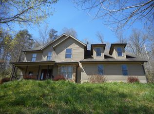 1553 Guyan River Rd, Salt Rock, WV 25559