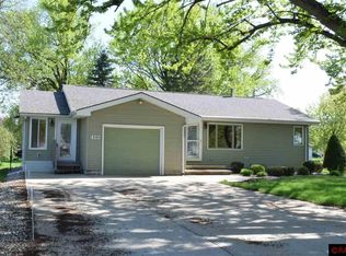 412 2nd Ave NW, Winnebago, MN 56098