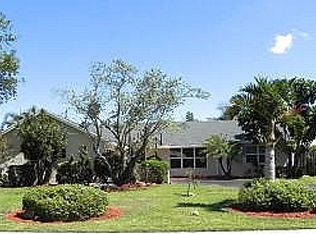 1041 NW 3rd St, Boca Raton, FL 33486