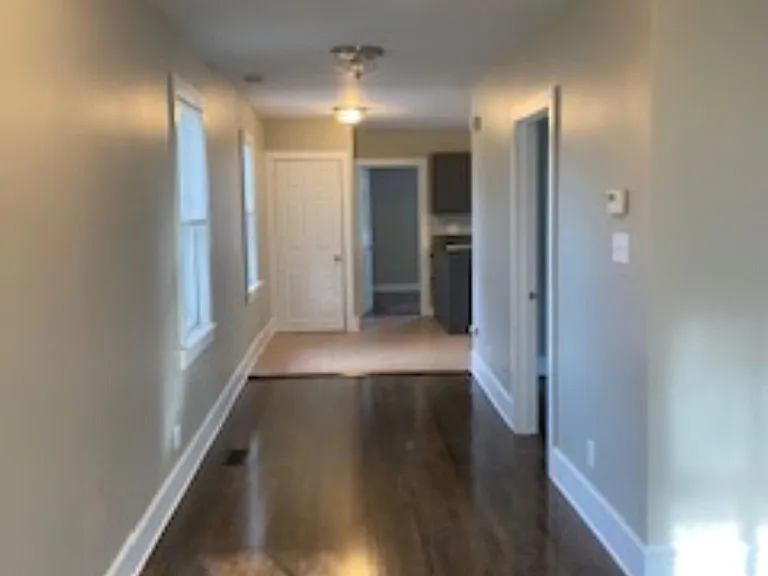 310 W Scott St #A — Photo 6
