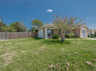 2804 Allen Ridge Dr, Bryan, TX 77802