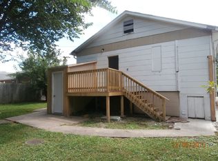 735 W Reed St, Moberly, MO 65270