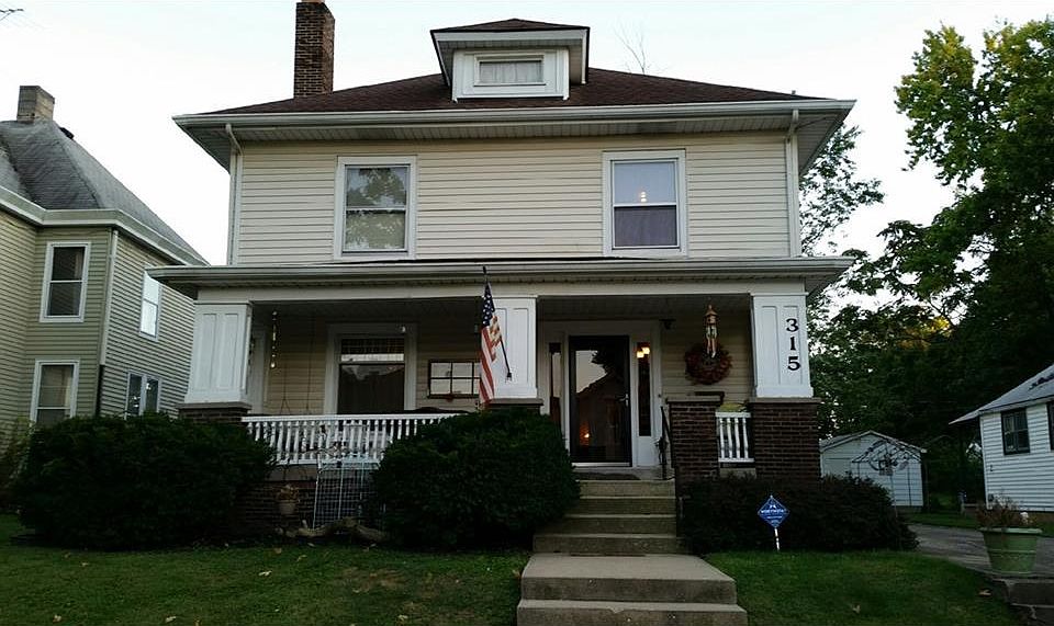 1st image of 315 E College St