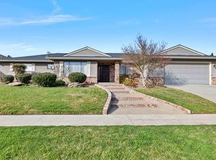 1322 W Millbrae Ave, Fresno, CA