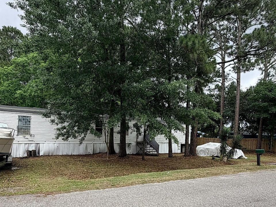 2nd image of 1956 Reagan Rd