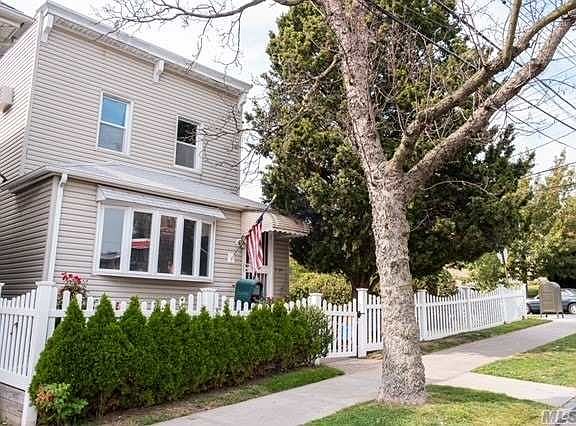 2nd image of 902-904 127th St
