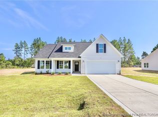 40 Terrier Ct, Parkton, NC 28371