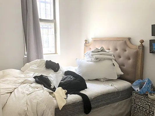 Rented by REAL New York | media 6