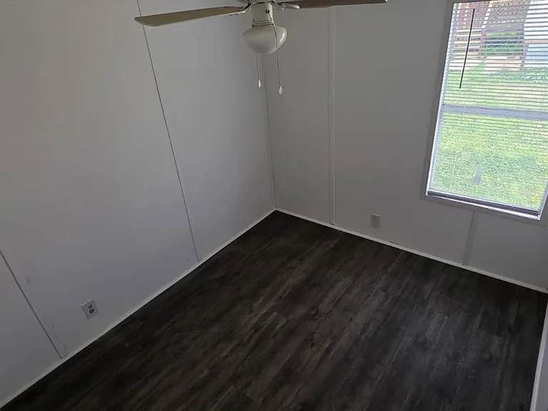 8364 Cedar St — Photo 11