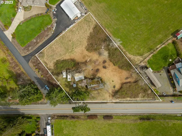 18475 S Redland Rd, Oregon City, OR 97045