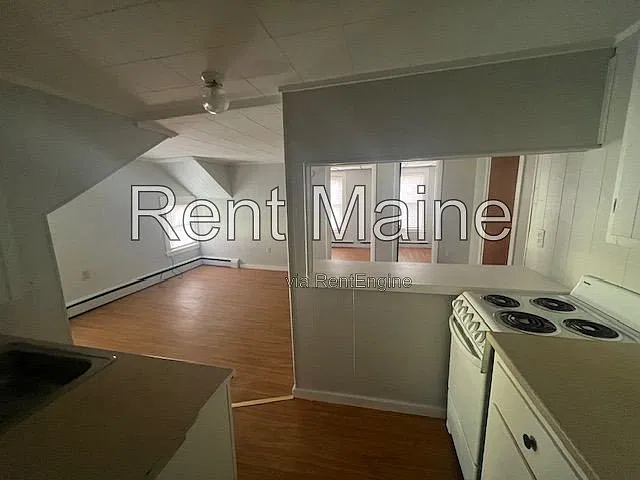 1 bed, 1.0 bath, $1,150 — Photo 2