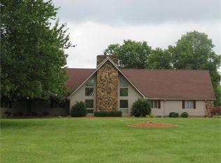 410 Buckner Ridge Ln, Madisonville, KY 42431