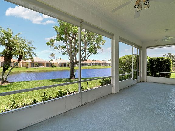 5th image of 639 NW Venetto Court