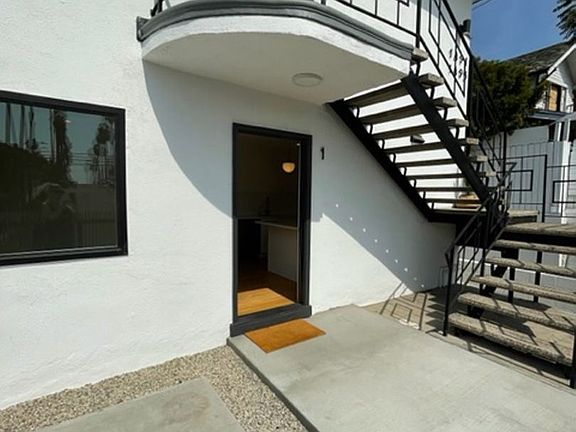 4th image of 1491 Scott Ave #1