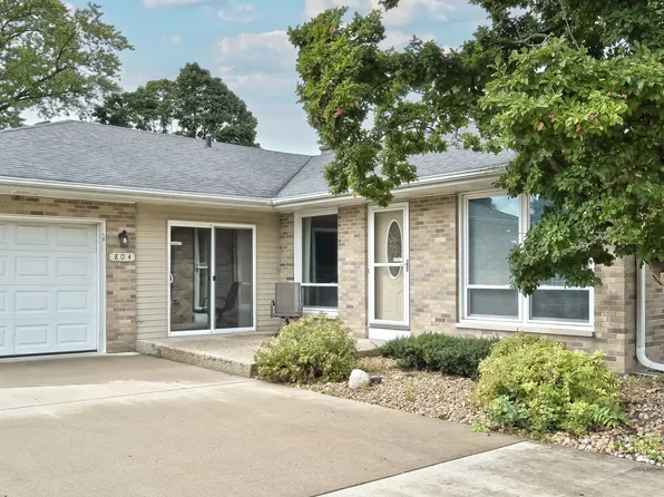 804 Grant St, Harvard, IL 60033