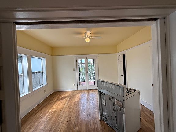 2nd image of 1032 Albany St APT 2