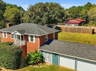 51 Allred Rd, Byron, GA 31008