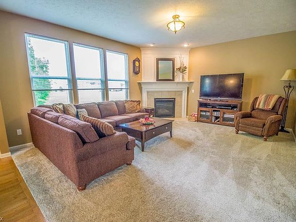 2nd image of 5467 Royal Brook Dr