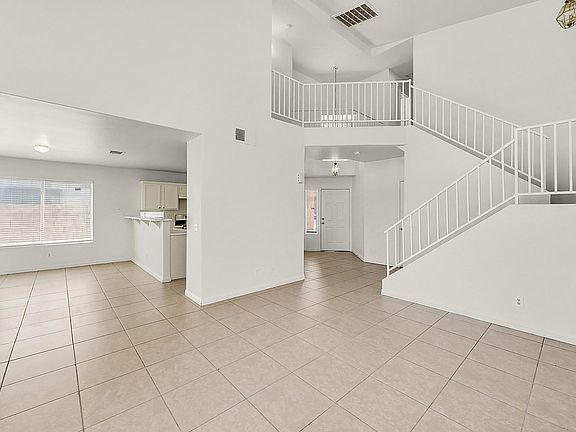4th image of 5336 Silverheart Ave
