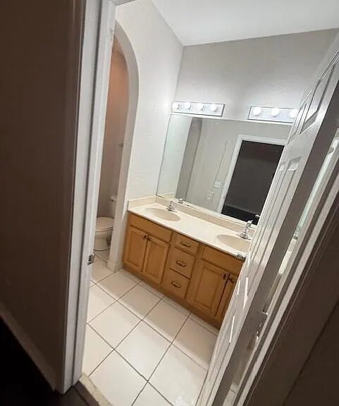 821 Pipers Cay Dr — Photo 8