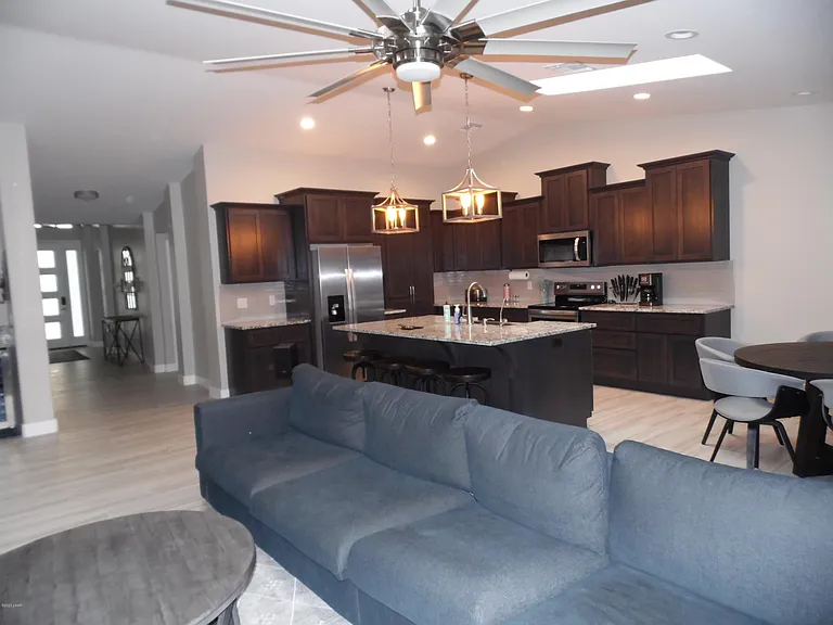 2515 Tradewind Dr — Photo 22