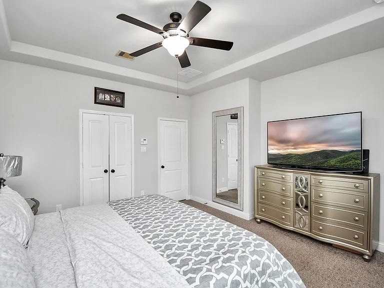 24723 Heirloom Ln — Photo 13
