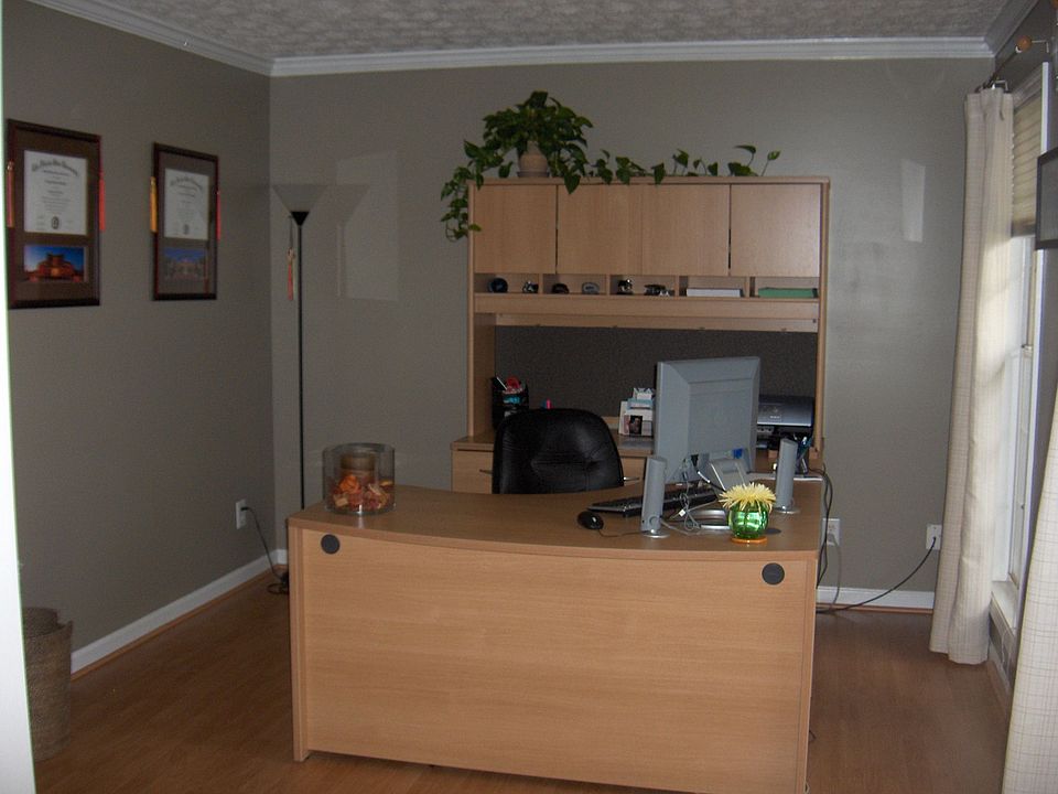 Formal Living Room/Study
