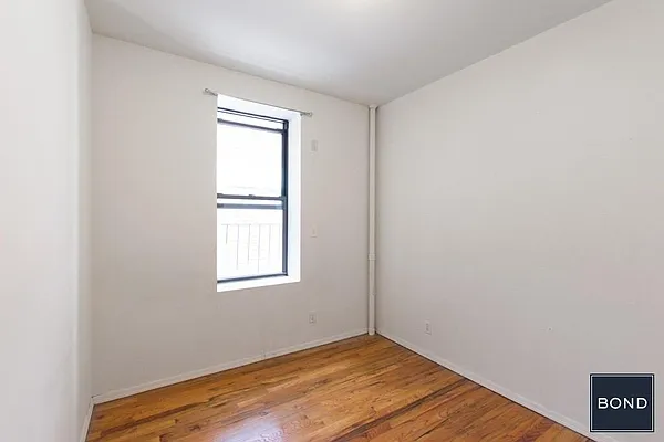 Rented by Bond New York | media 12