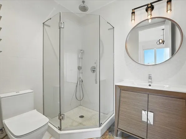 84 Madison Avenue image 13 of 31