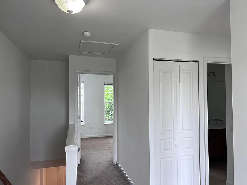 8388 Saylor Ct