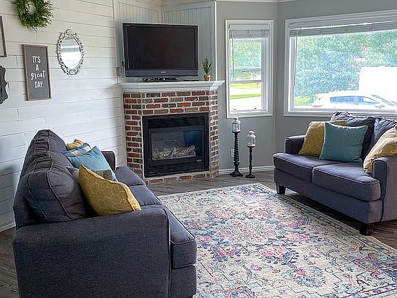 Living Room Area 2