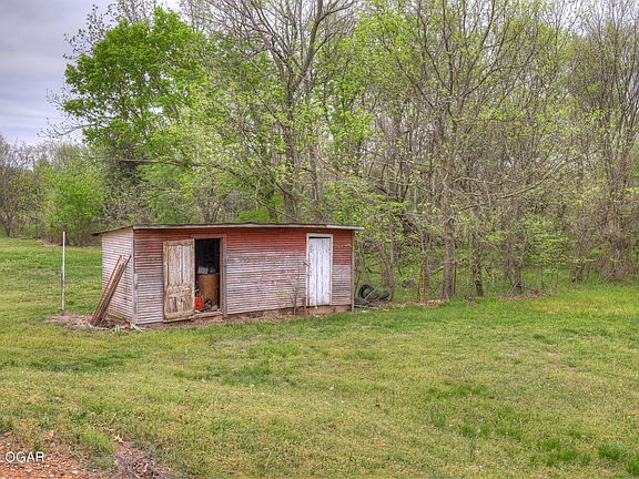 2nd image of 15819 Aspen Rd