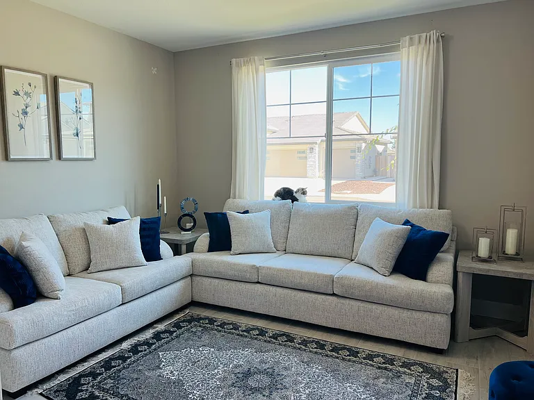 Radiance Ln — Photo 3