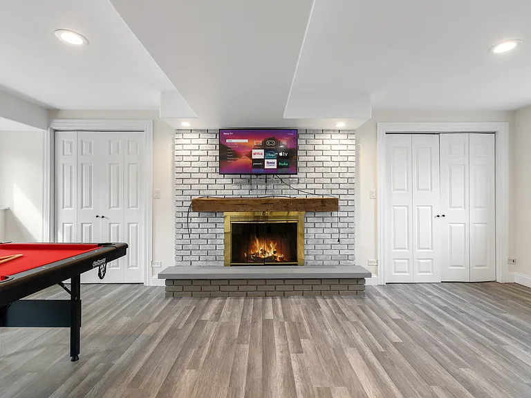 8614 Lakeview Ave — Photo 18