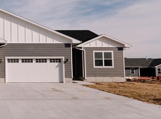 1021 Rylie Way, Grand Island, NE 68803