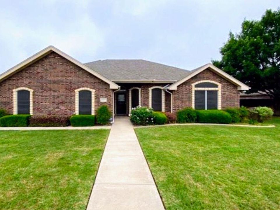 1st image of 7025 Clearlake Ct