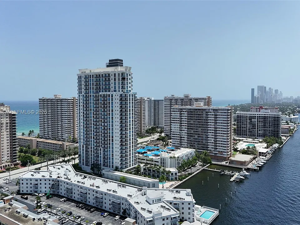 1945 S Ocean Dr #M6