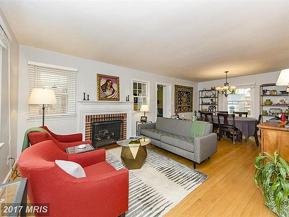 4th image of 1004 N Quantico St