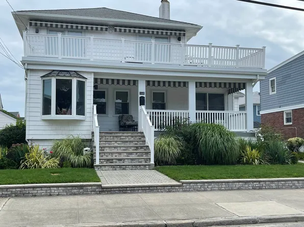 152 Beach 132nd Street image 1 of 19