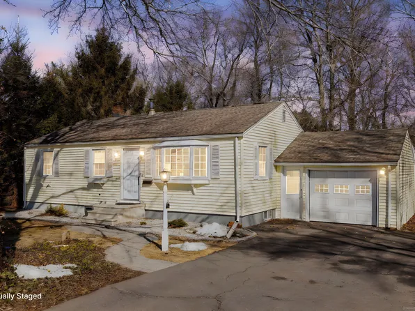 3 Pickett Lane, Farmington, CT 06085