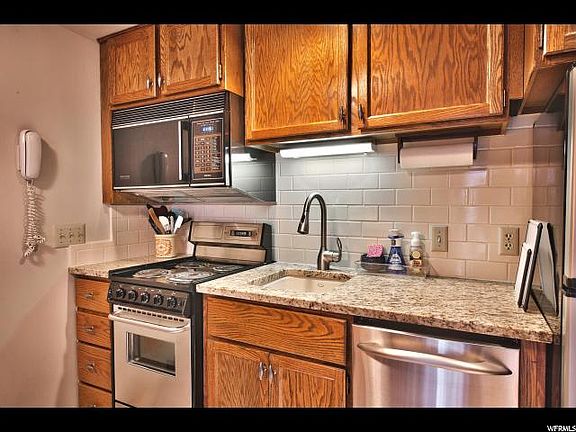 5th image of 1385 Lowell Ave #309