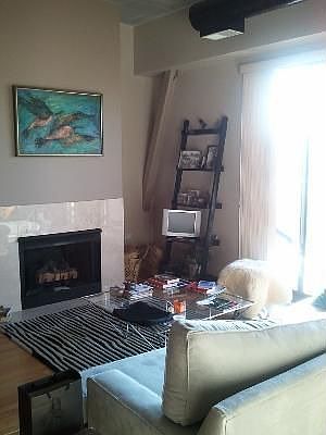2nd image of 1735 W Diversey Pkwy #24