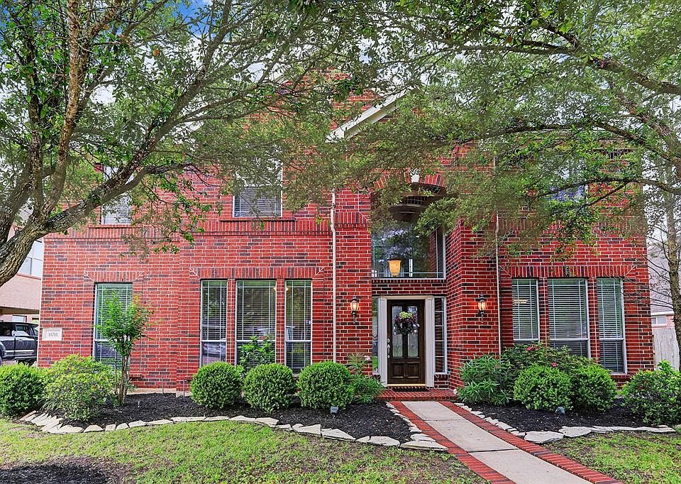 1st image of 11711 Summer Brook Ct