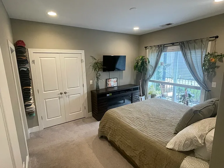 3514 N Sacramento Ave #1S — Photo 16