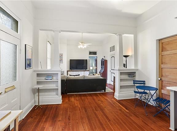 4th image of 4226 Saint Peter St