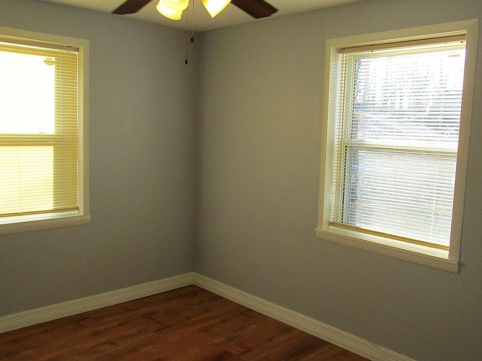 Bedroom #1