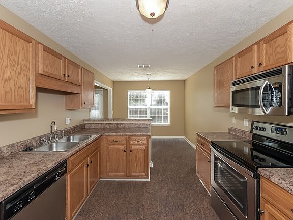 5th image of 1185 Tiree Dr