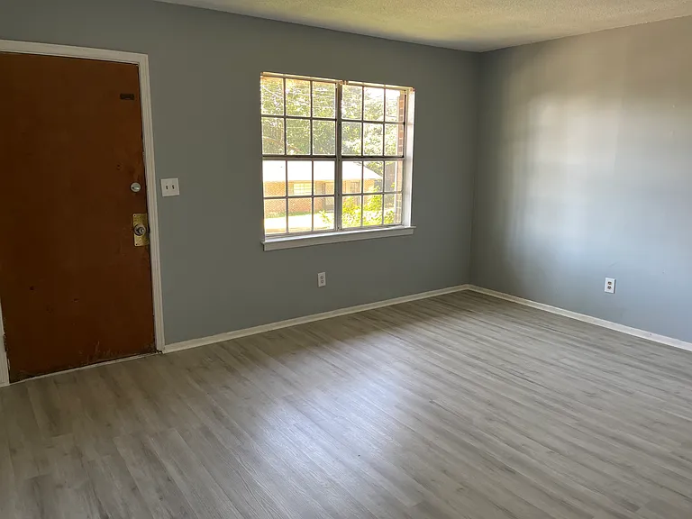 3042 George B Edmondson Dr — Photo 6