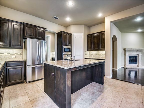 5th image of 10609 Wilton Dr