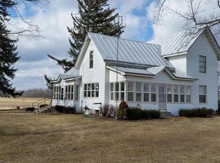 3304 S Greenville Rd, Greenville, MI 48838